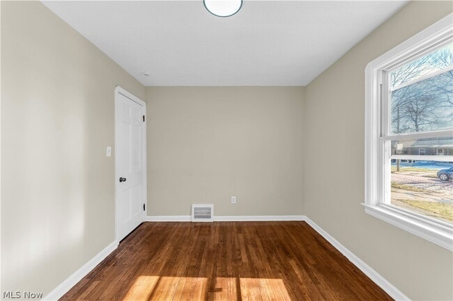 Building Photo - 12004 Mortimer Ave