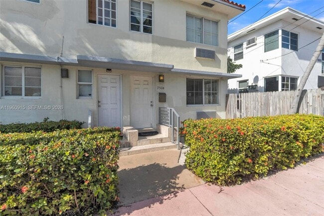 Building Photo - 503 75th St