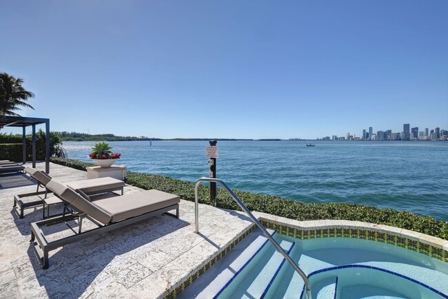 Building Photo - 5245 Fisher Island Dr