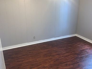 Building Photo - 960 Sarver St