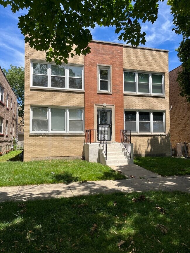 Building Photo - 4934 Mulford St