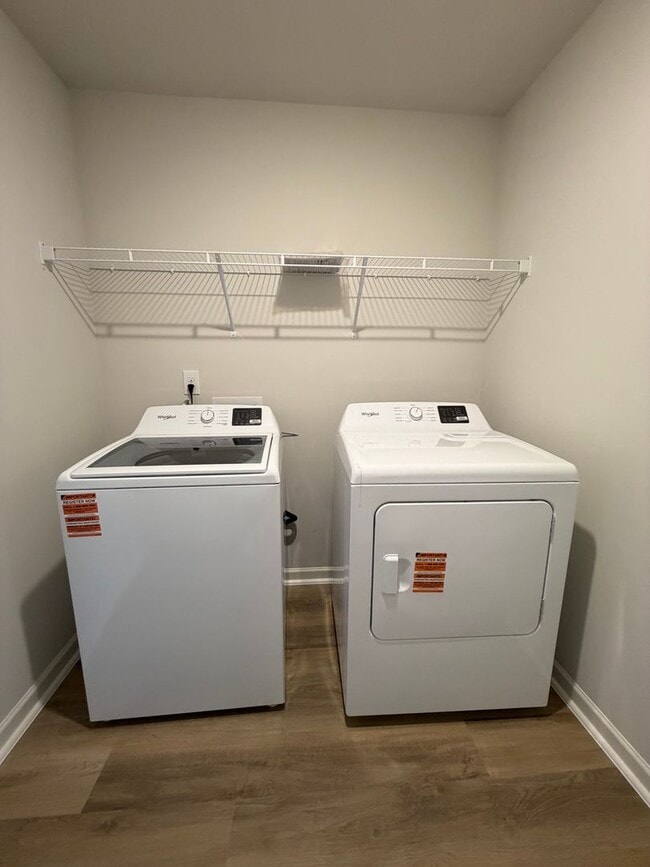 Building Photo - Brand New 5/3 House in Armuchee- $2,295