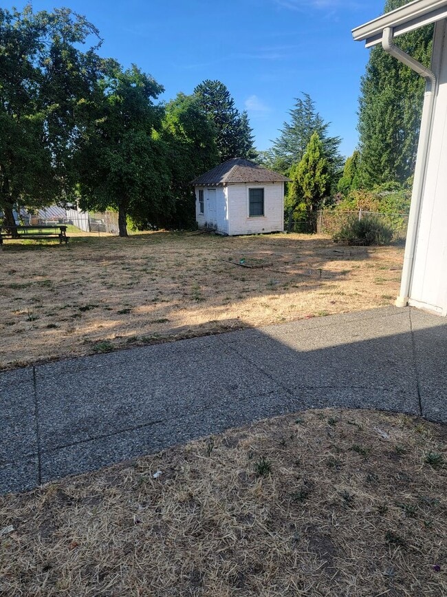 Building Photo - 4204 S Alaska St