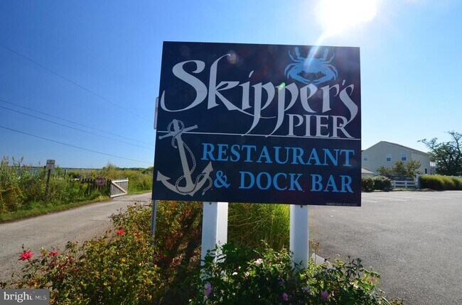 Building Photo - 6032 Melbourne Ave