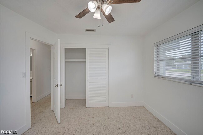 Building Photo - 220 Punta Alta Ct