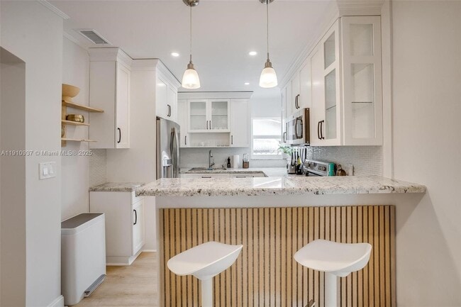 Building Photo - 2969 SW 20th St