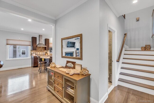 Building Photo - 300 Fiddler Ln