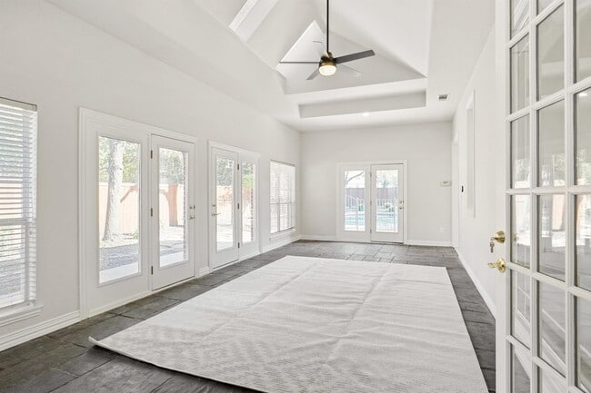 Building Photo - 1917 Cresson Dr