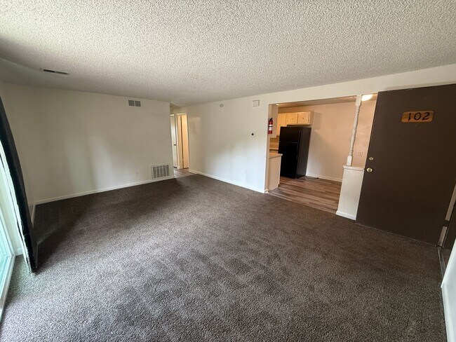 Interior Photo - Ridgestone