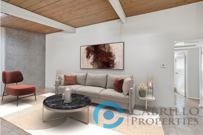 Building Photo - Gorgeous 5bd/3ba house walking distance to SDSU w/ Pool