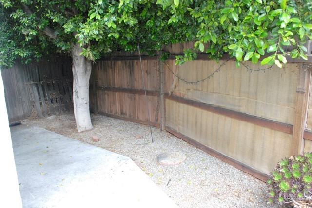 Building Photo - 7055 Corbin Ave