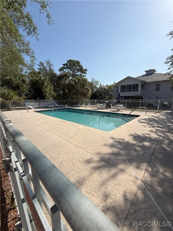 Building Photo - 853 SE Mayo Dr
