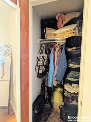 Building Photo - 434 Franklin St