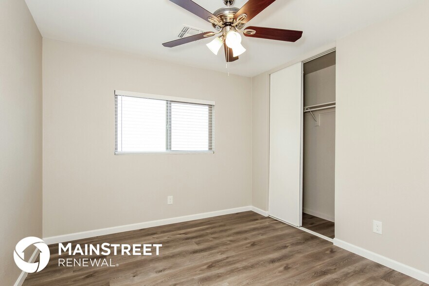 Building Photo - 11522 W Corrine Dr