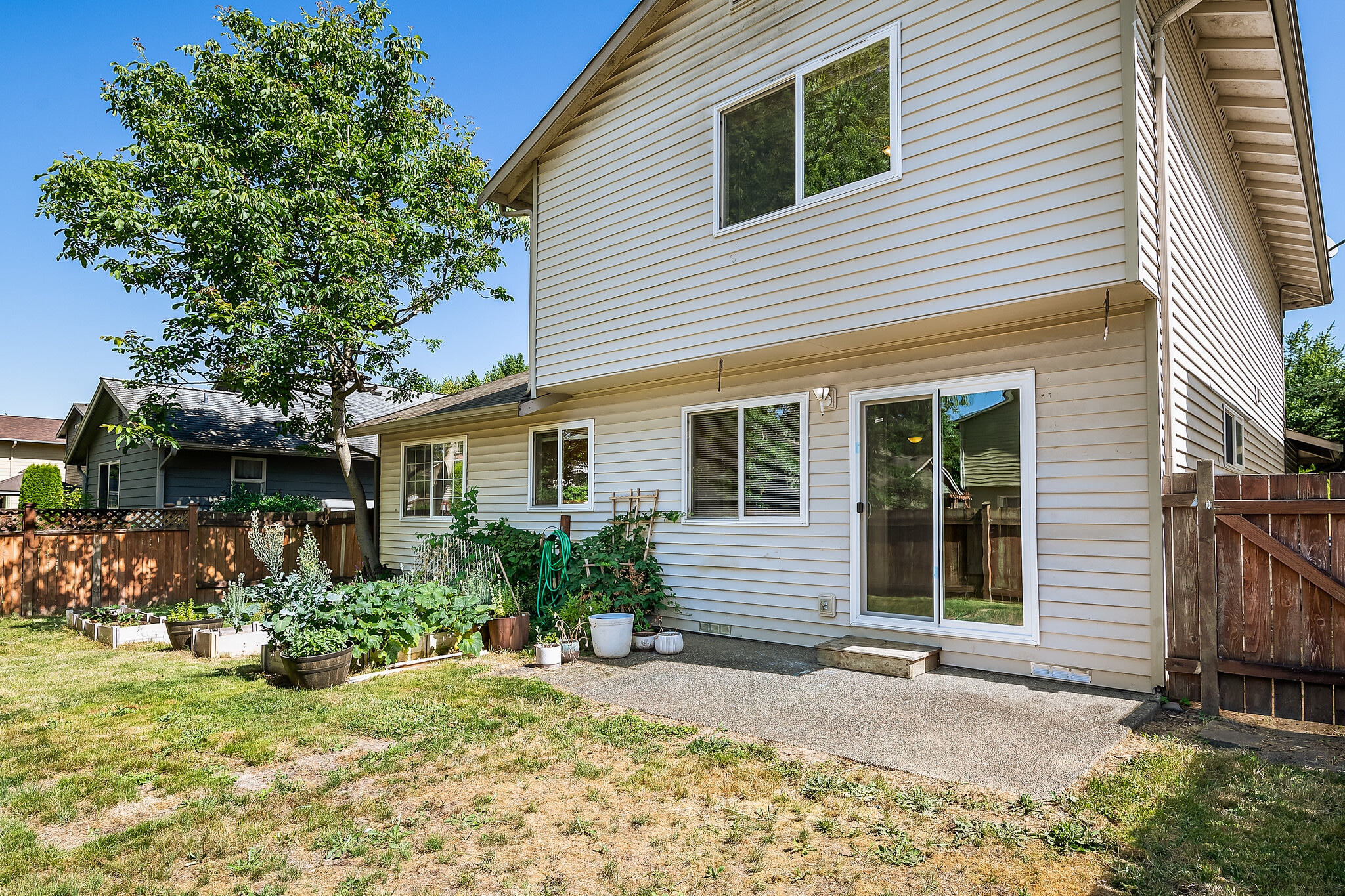 Building Photo - 15524 Chestnut Dr SE