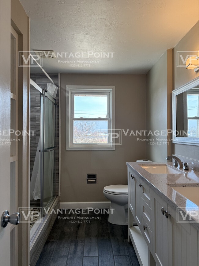 Building Photo - 1332 Fatima St