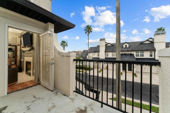 Building Photo - 17321 Promenade Dr