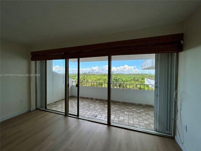 Building Photo - 155 Ocean Ln Dr