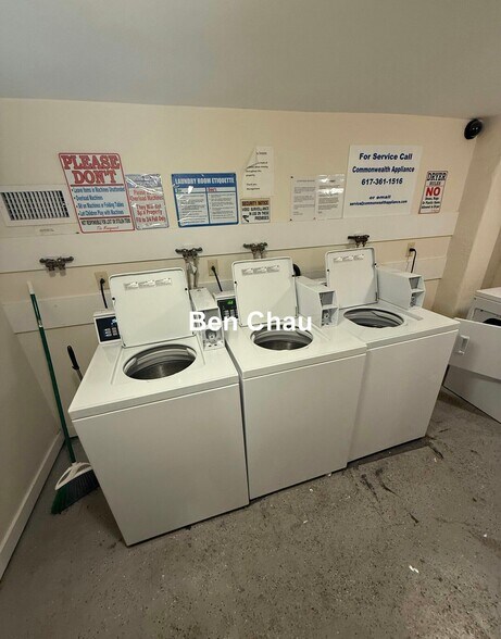 Building Photo - 881 Massachusetts Ave