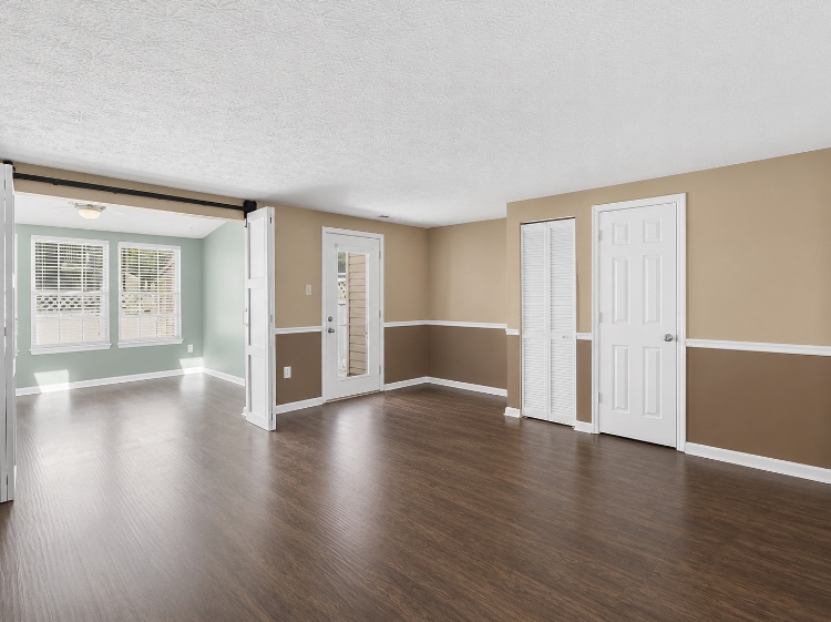 Building Photo - 912 Jessicas Ln