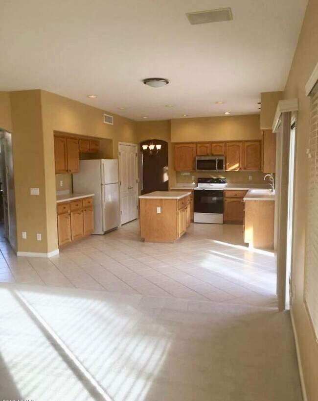 Building Photo - 4-bedroom with pool at Cooper & Guadalupe