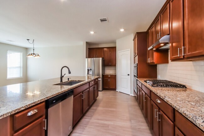 Building Photo - 25515 Kensington Lk Dr