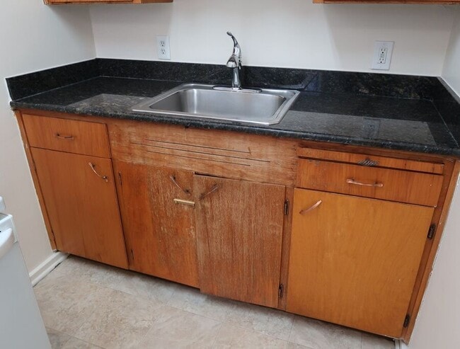 Building Photo - Preston Apartments