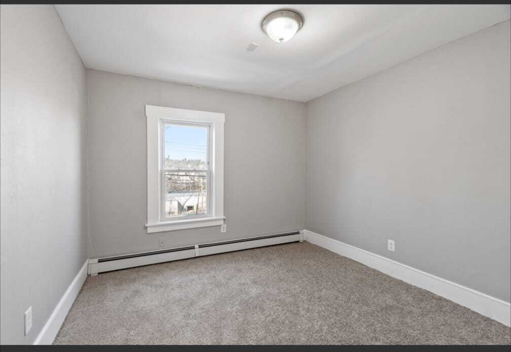 Building Photo - 90 Leighton St