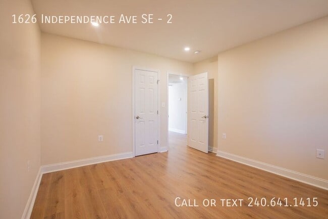 Building Photo - 1626 Independence Ave SE