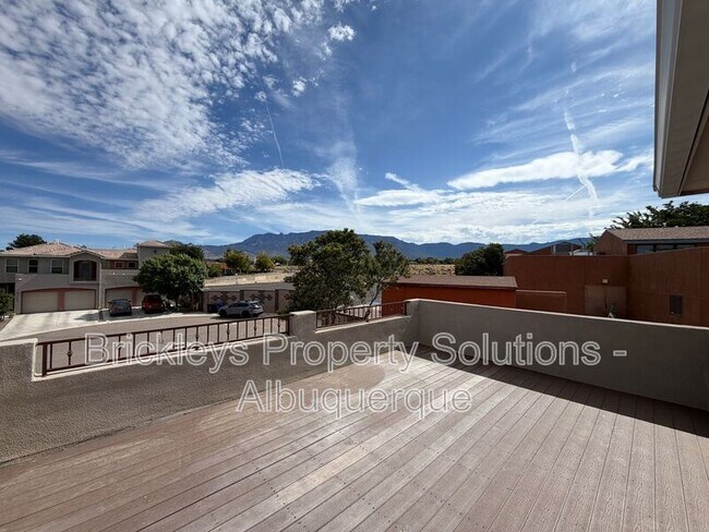 Building Photo - 7420 Tangerine Ct NE