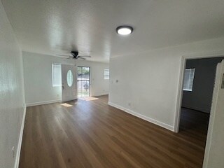 Building Photo - 121 W Century Blvd