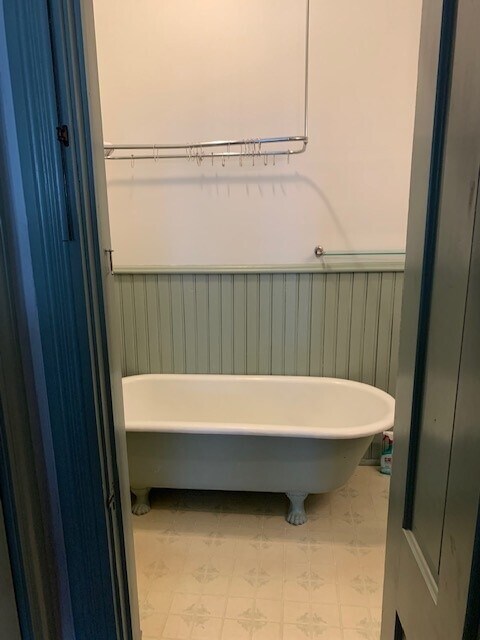 Original 1905 clawfoot tub - 205 W 4th St