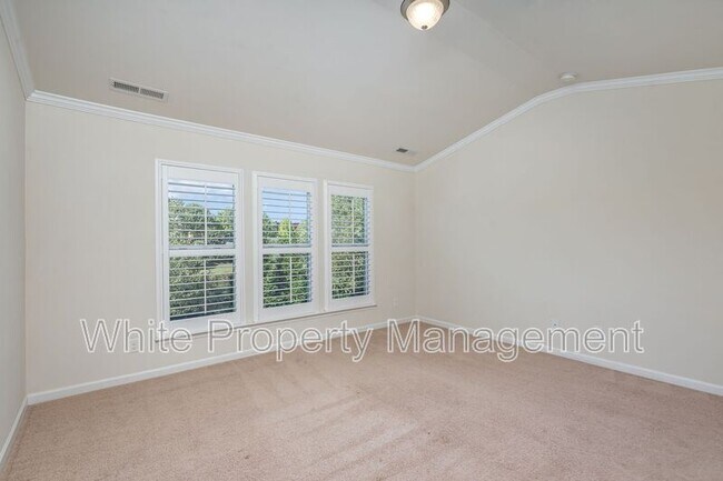 Building Photo - 15642 Canmore Street