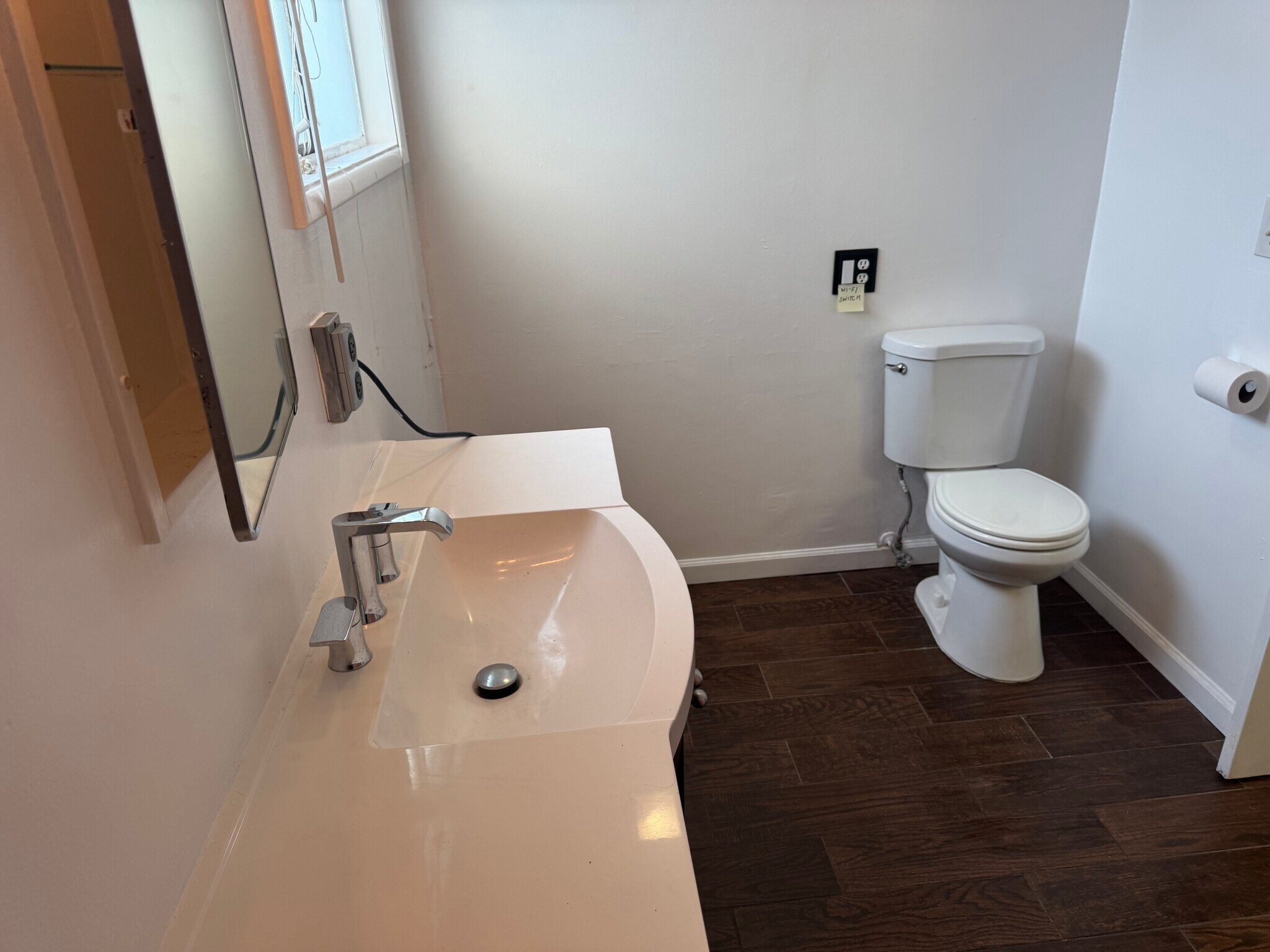 Building Photo - 1816 E Ocean Blvd