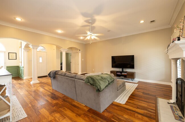 Building Photo - 3781 Adina Dr