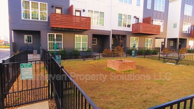 Building Photo - 1978 Mitchell Ave