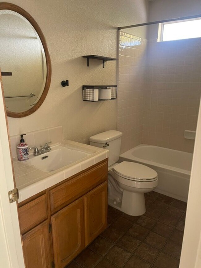 Building Photo - 10475 Gusano Way