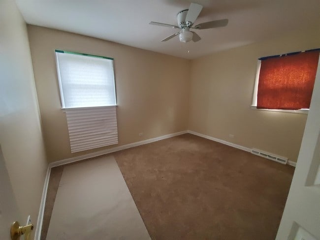 Building Photo - 9137 S Luella Ave