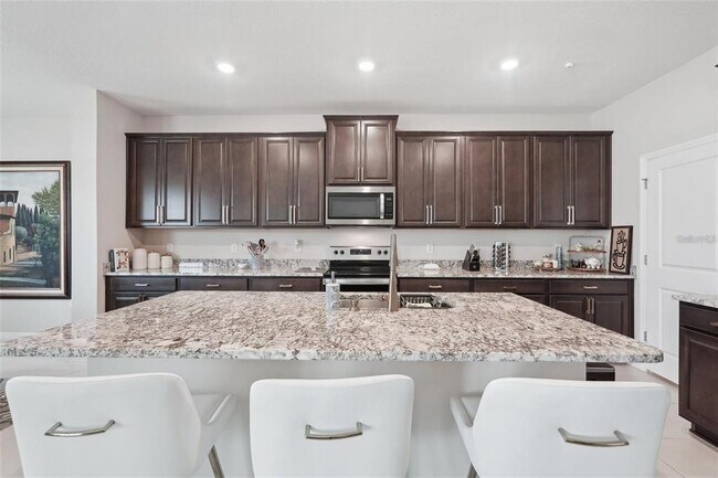 Building Photo - 13055 Willow Grove Dr