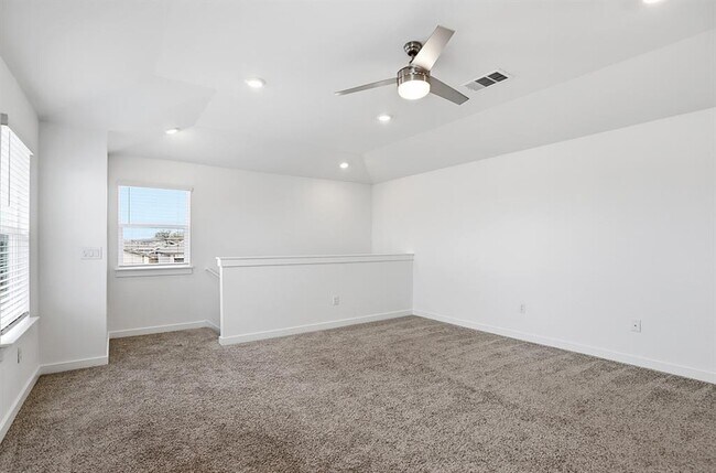 Building Photo - 220 Century Plant Rd