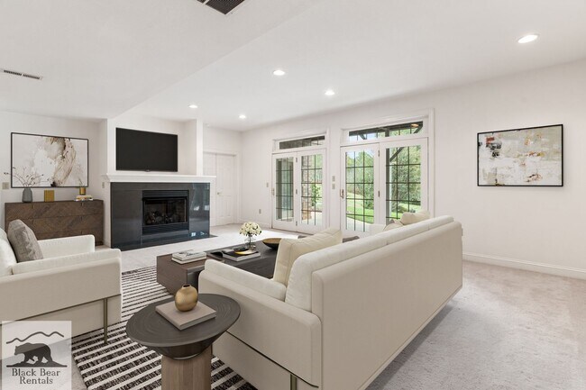 Building Photo - South AVL - Grand Residence in The Cotswol...