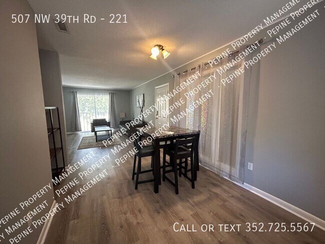 Building Photo - 507 NW 39th Rd