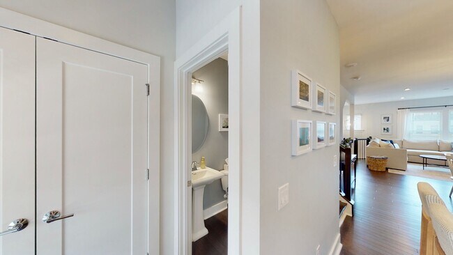 Building Photo - 18016 Nolita Ln