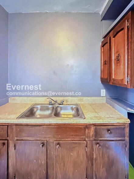 Building Photo - 4203 Cortland St