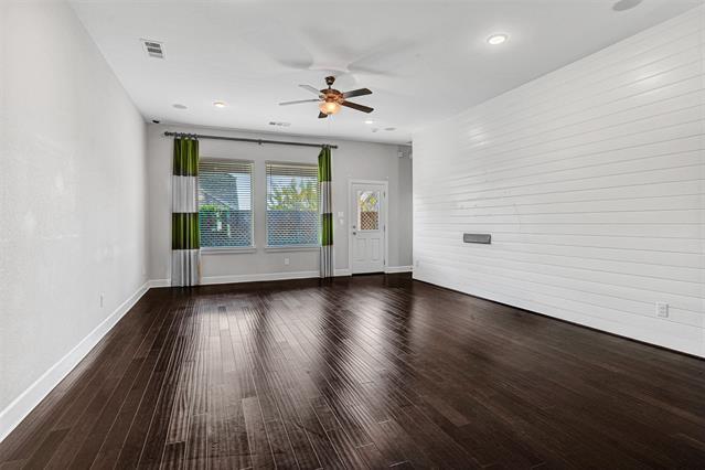 Building Photo - 1605 Cedar Crest Dr