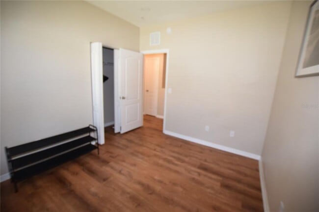 Building Photo - 1570 Scarlet Oak Loop