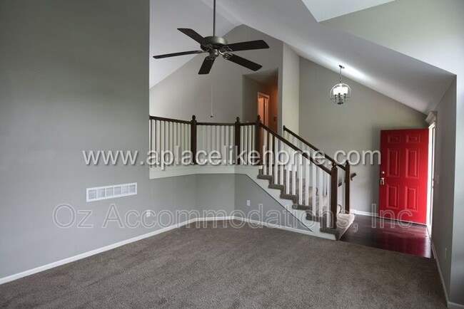 Building Photo - 6303 W 155th Pl