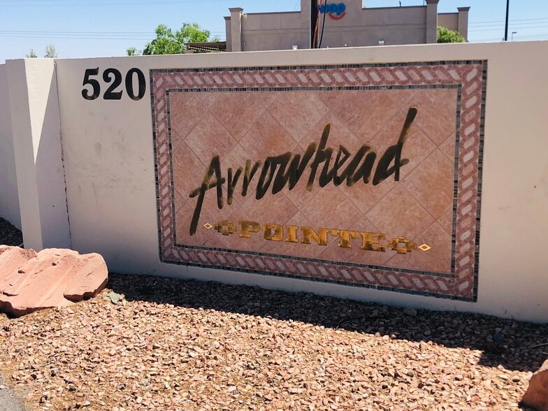 Building Photo - 520 Arrowhead Trl