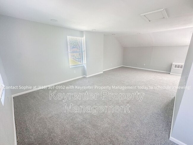 Building Photo - 3713 Wood Ave