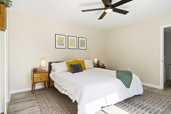 Building Photo - 6818 68th Way